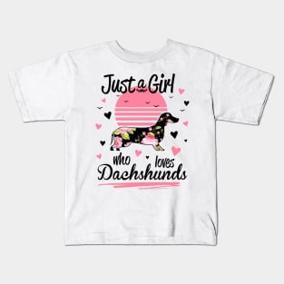 Just A Girl Who Loves Dachshunds Kids T-Shirt